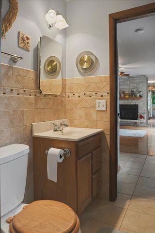 649 Edgewood DRIVE, Burlington, WI 53105