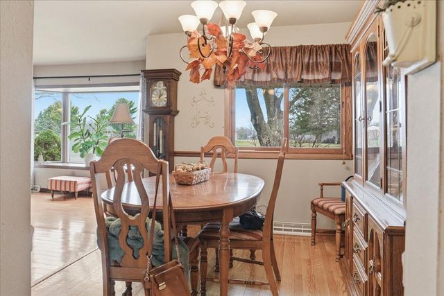 649 Edgewood DRIVE, Burlington, WI 53105