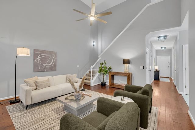 332 Normandy Cir, Nashville, TN 37209