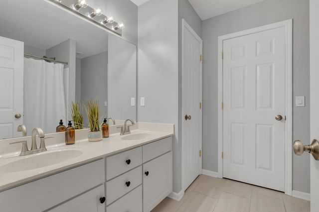 332 Normandy Cir, Nashville, TN 37209