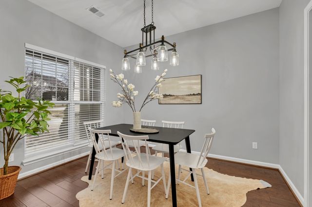 332 Normandy Cir, Nashville, TN 37209