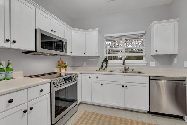 332 Normandy Cir, Nashville, TN 37209