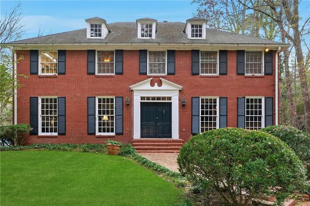 956 W Wesley Road NW, Atlanta, GA 30327