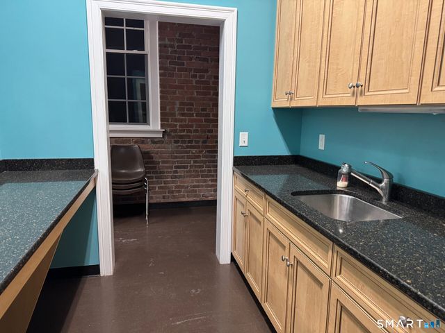 10 Main Street 107, Berlin, CT 06037