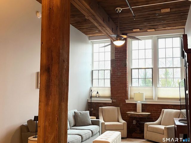 10 Main Street 107, Berlin, CT 06037