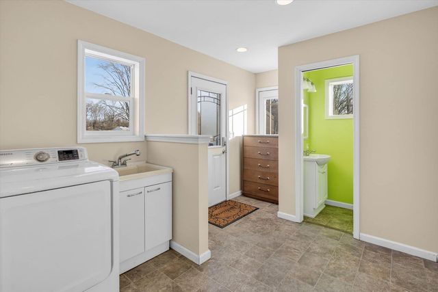 611 W Flint Street, Davison, MI 48423