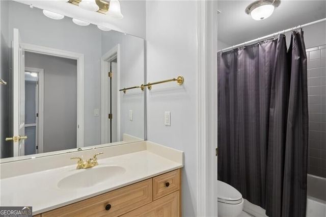 1048 Emory Parc Place, Decatur, GA 30033