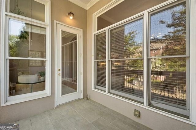 1048 Emory Parc Place, Decatur, GA 30033