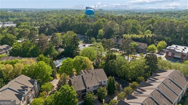 1048 Emory Parc Place, Decatur, GA 30033