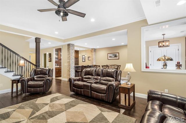 10 W Front Street, Washington, MO 63090