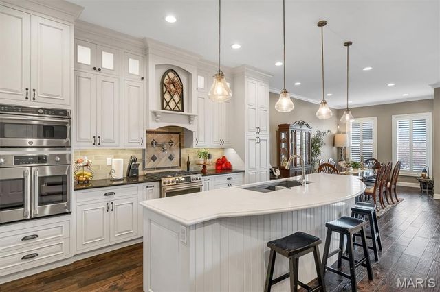 10 W Front Street, Washington, MO 63090