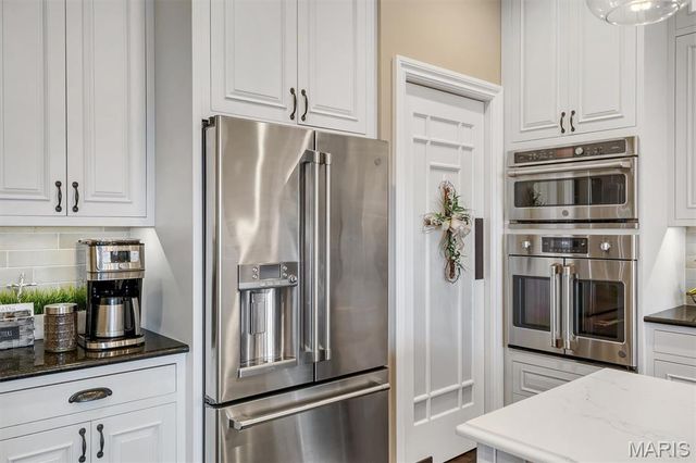 10 W Front Street, Washington, MO 63090