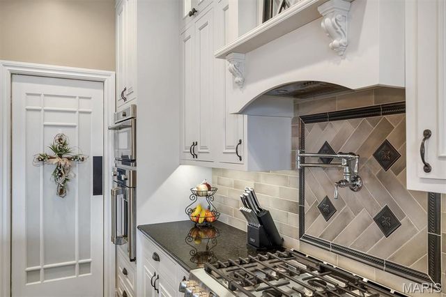 10 W Front Street, Washington, MO 63090