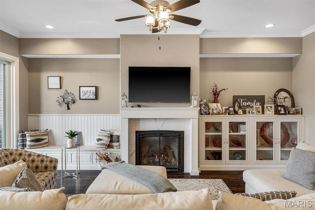 10 W Front Street, Washington, MO 63090