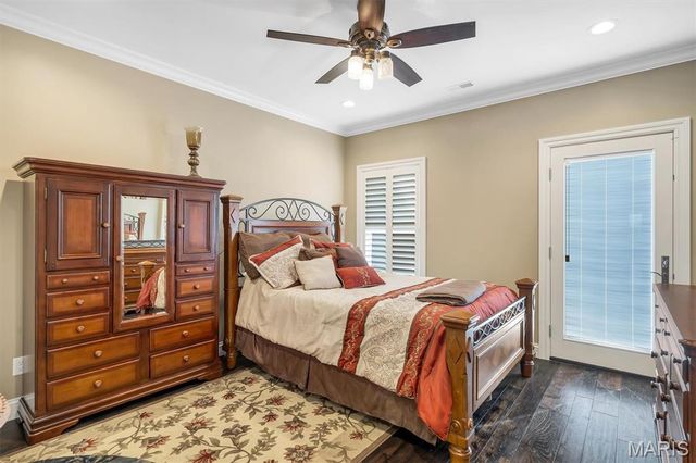 10 W Front Street, Washington, MO 63090