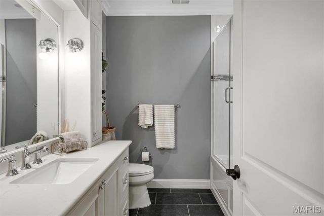 10 W Front Street, Washington, MO 63090