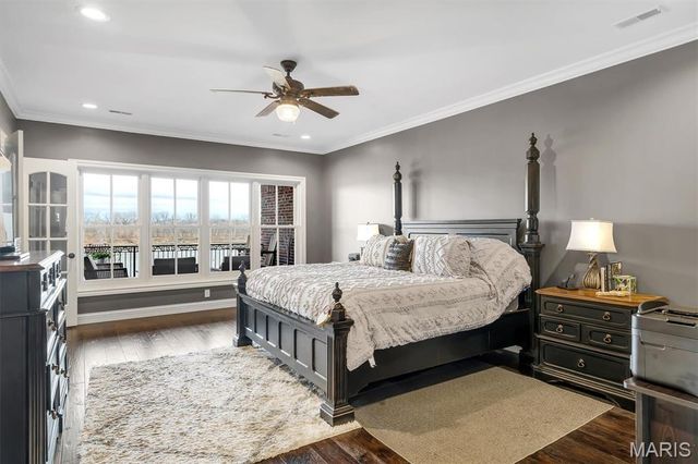 10 W Front Street, Washington, MO 63090