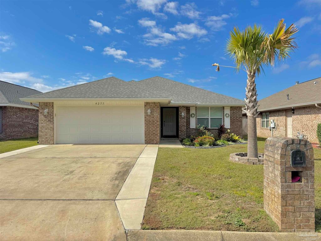 4277 Hazelhurst Dr, Pace, FL 32571