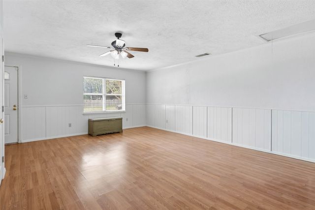 6104 Cliffside Drive, Edgecliff Village, TX 76134