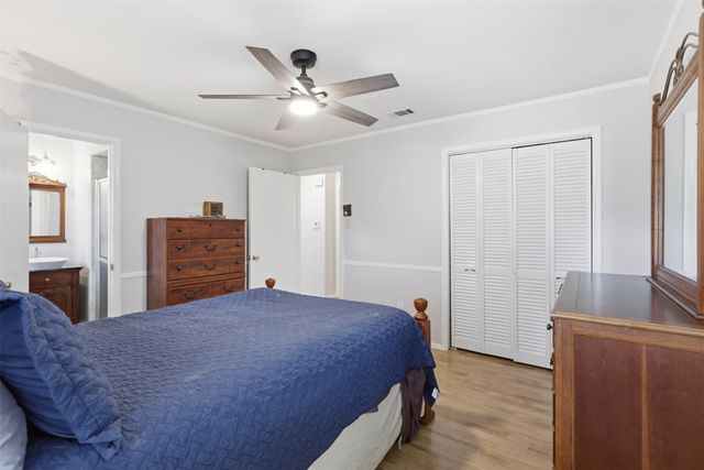 6104 Cliffside Drive, Edgecliff Village, TX 76134