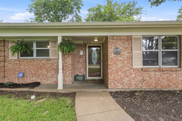 6104 Cliffside Drive, Edgecliff Village, TX 76134