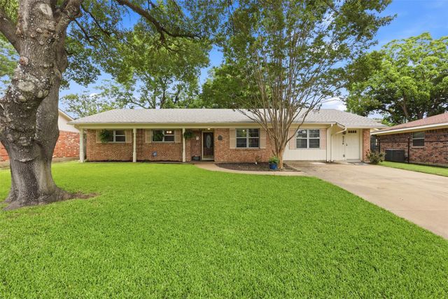 6104 Cliffside Drive, Edgecliff Village, TX 76134