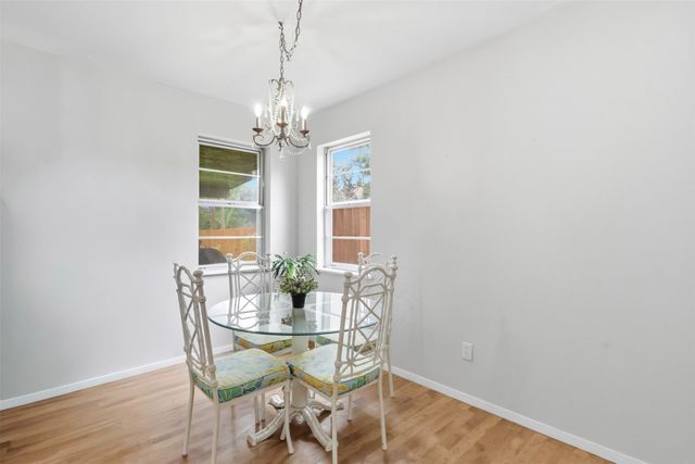 6104 Cliffside Drive, Edgecliff Village, TX 76134