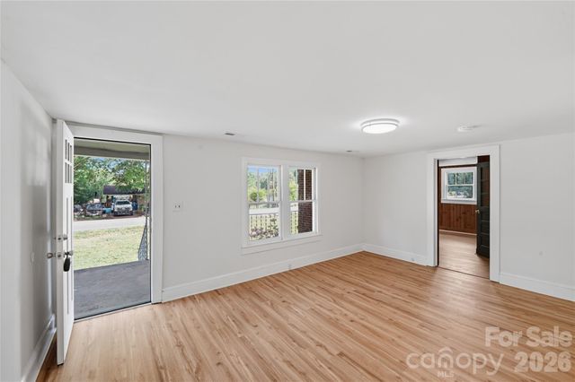 2231 Claremont Road, Newton, NC 28658