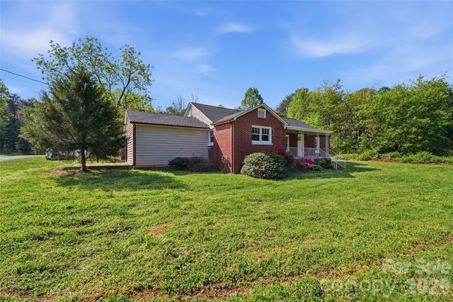 2231 Claremont Road, Newton, NC 28658