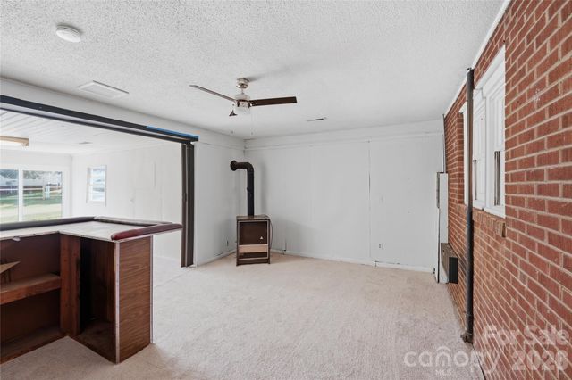 2231 Claremont Road, Newton, NC 28658