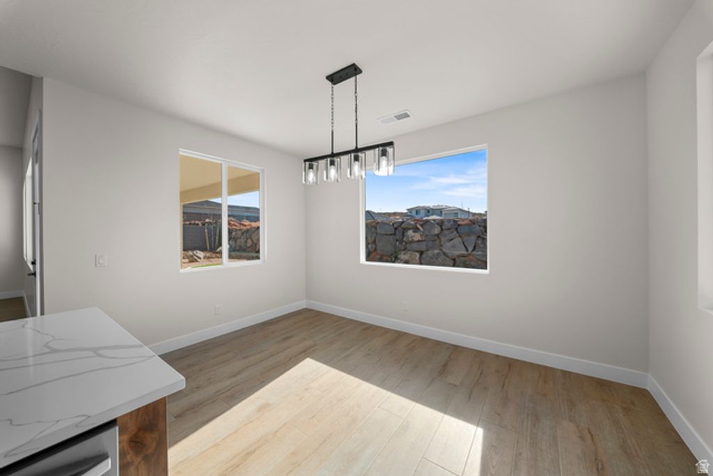 Image 26 of property listing at 4795 W 1930 S, Hurricane, UT 84737
