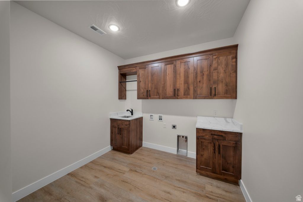 Image 29 of property listing at 4795 W 1930 S, Hurricane, UT 84737
