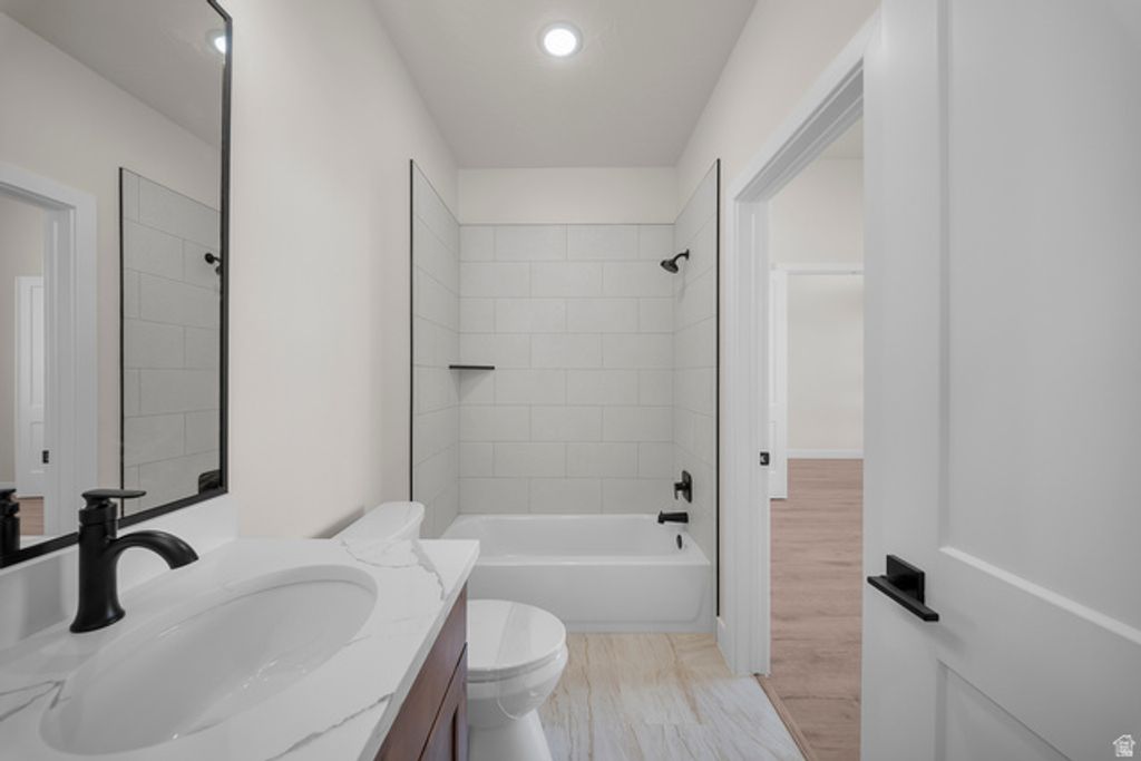 Image 30 of property listing at 4795 W 1930 S, Hurricane, UT 84737