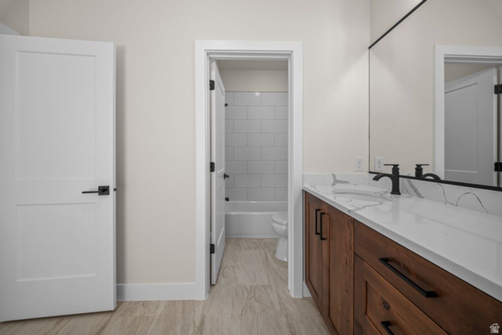 Image 37 of property listing at 4795 W 1930 S, Hurricane, UT 84737