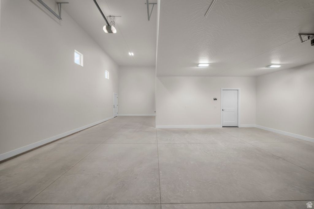 Image 44 of property listing at 4795 W 1930 S, Hurricane, UT 84737