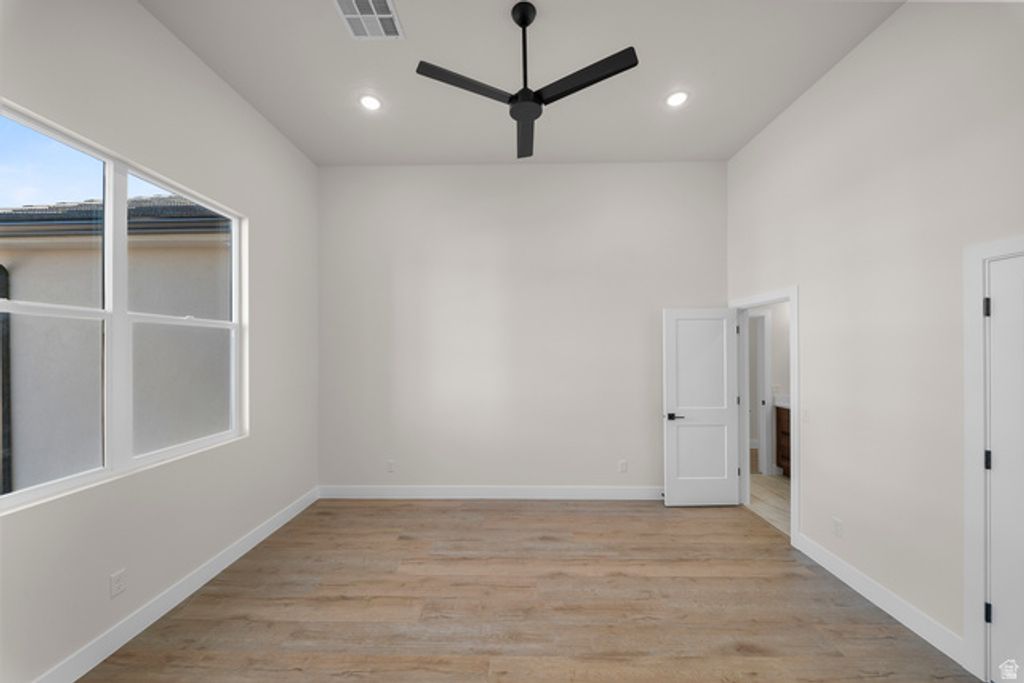 Image 7 of property listing at 4795 W 1930 S, Hurricane, UT 84737