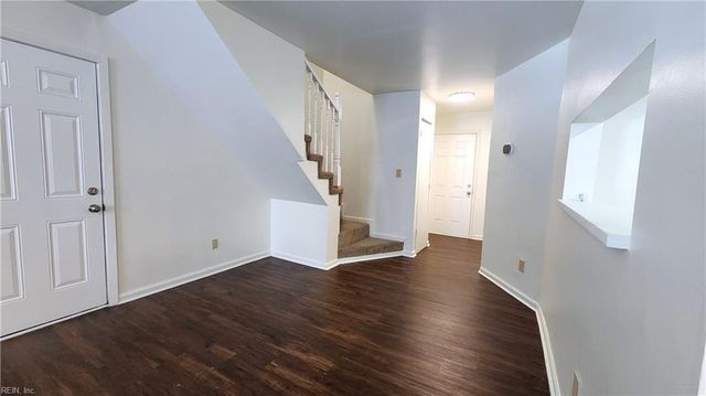 1209 Alder CT, Chesapeake, VA 23320