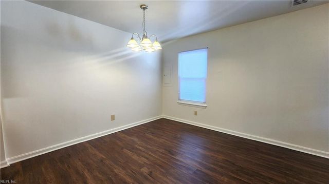 1209 Alder CT, Chesapeake, VA 23320