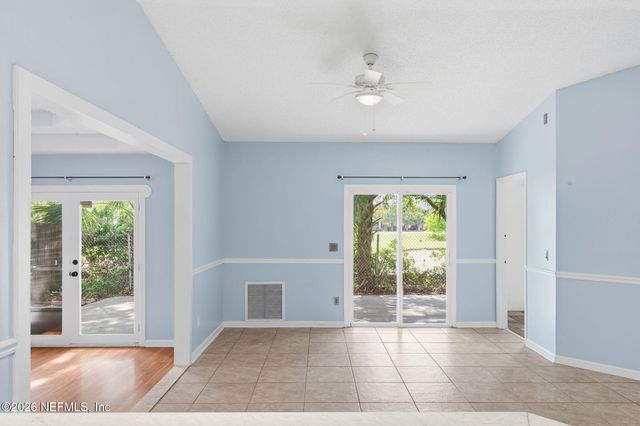 2119 FAIRWAY VILLAS Lane S, Atlantic Beach, FL 32233