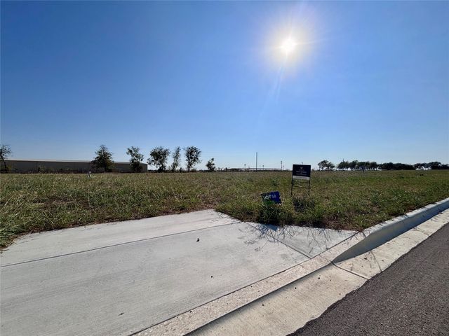 1031 Brisas DR, Salado, TX 76571