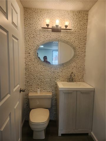 2921 Leechburg Road, New Kensington, PA 15068