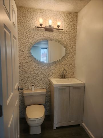 2921 Leechburg Road, New Kensington, PA 15068