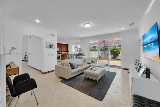 5340 SW 33rd Ter, Hollywood, FL 33312