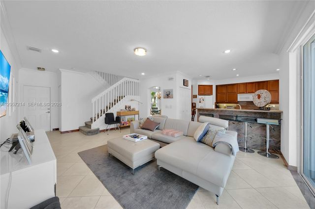 5340 SW 33rd Ter, Hollywood, FL 33312