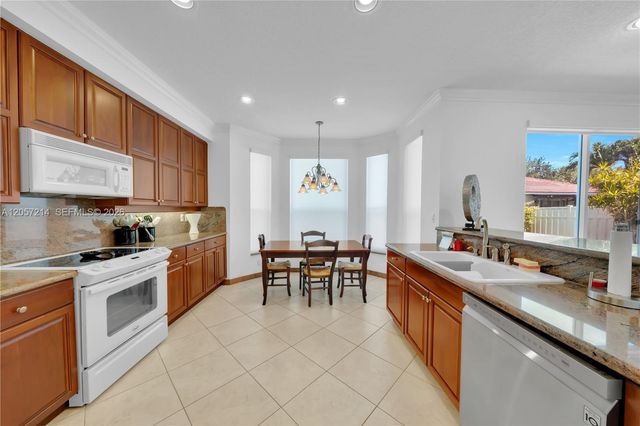 5340 SW 33rd Ter, Hollywood, FL 33312