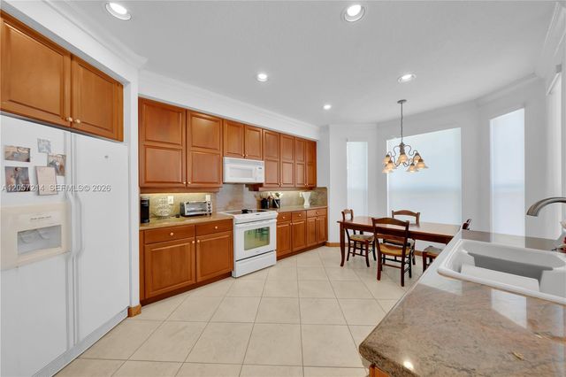 5340 SW 33rd Ter, Hollywood, FL 33312