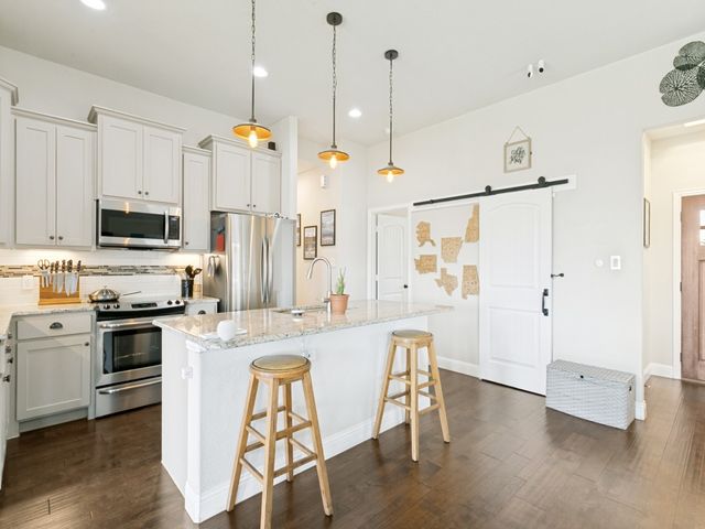 3912 Kensington Drive, Sanger, TX 76266