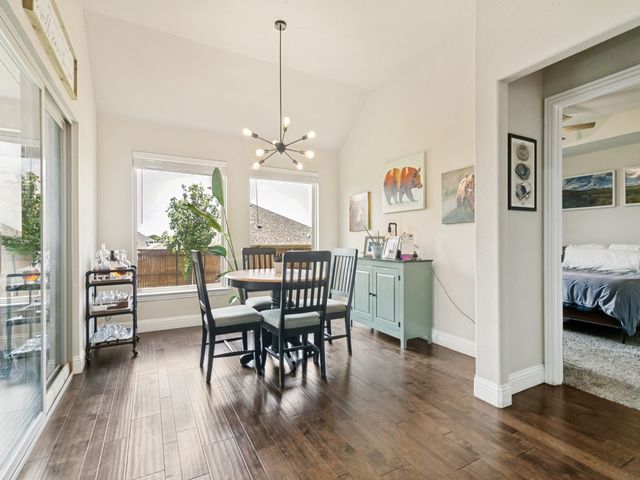 3912 Kensington Drive, Sanger, TX 76266