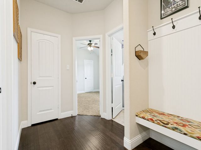 3912 Kensington Drive, Sanger, TX 76266