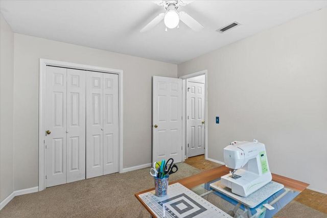 103 Trunbury Dr, Dothan, AL 36305
